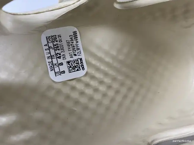 Foam RNNR FY4567 Sand Adidas Yeezy 0508